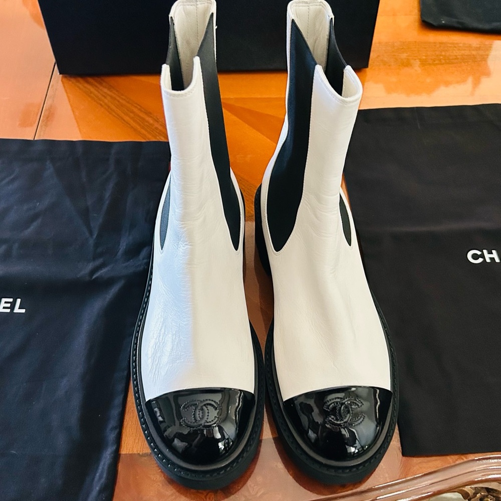 CHANEL White and Black Ankle Boots